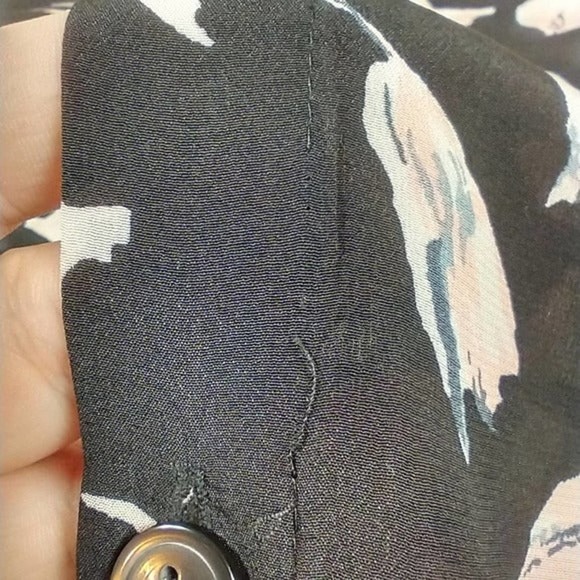 Madewell Silk Button-Back Tie Tee - NWT - Picture 6 of 6